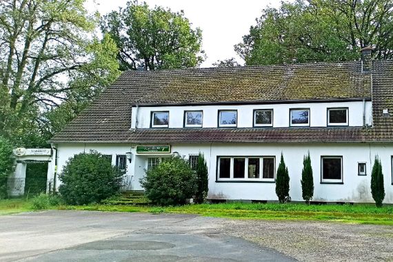 Traditionsreiche, ehemalige Gastronomie mit Hotel, mitten im Naturpark Maas-Schwalm-Nette gelegen!
