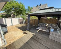 Terrasse mit Pavillon