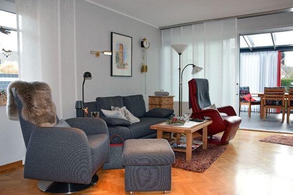 Direkt einziehen und wohlfühlen: Freistehendes Wohnhaus in beliebter Lage von Nettetal-Hinsbeck