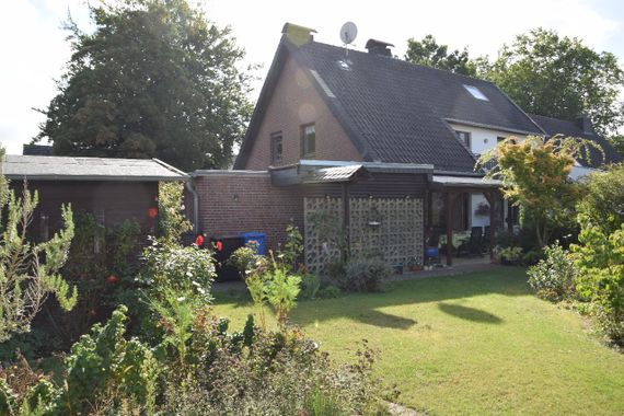 Immobilie für verschiedene Lebenskonzepte in Brüggen: Ideal für Familien und Gemeinschaften