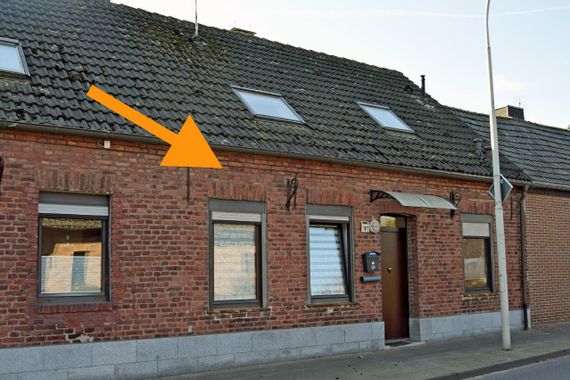 Kapitalanlage: Individuelles Wohnhaus (Zweiparteienhaus) mit Wohnrecht in 41334 Nettetal-Leuth