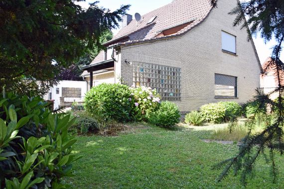 Hochwertiges Wohnhaus mit reichlich Platz in beliebter, familienfreundlicher Lage von 41751 Viersen