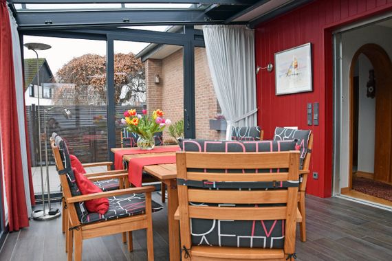 Direkt einziehen und wohlfühlen: Freistehendes Wohnhaus in beliebter Lage von Nettetal-Hinsbeck