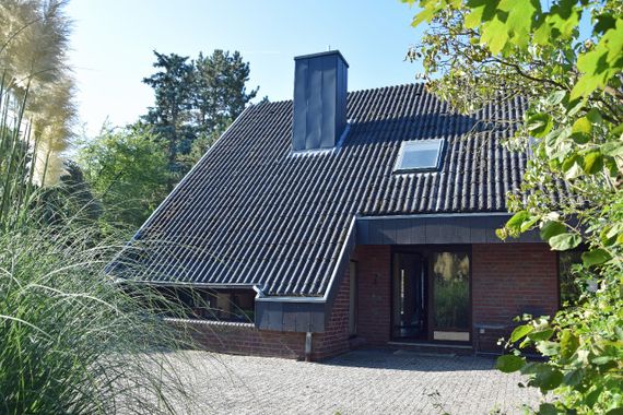 Schwalmtal: Architektenhaus mit Traumgrundstück - Sanierungsobjekt mit Seltenheitswert