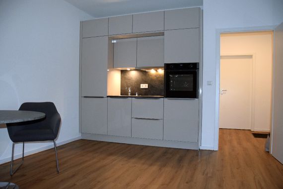 Saniertes, modernes 1,5-Zimmer-Appartement mit kleinem Freisitz in 47929 Grefrath